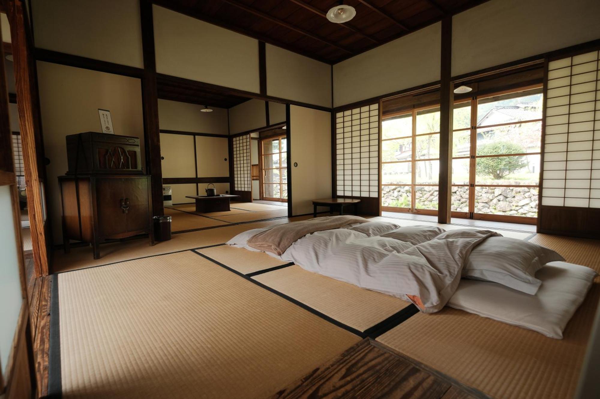 Japan'S Oldest Remaining Company Housing Villa Asago Luaran gambar