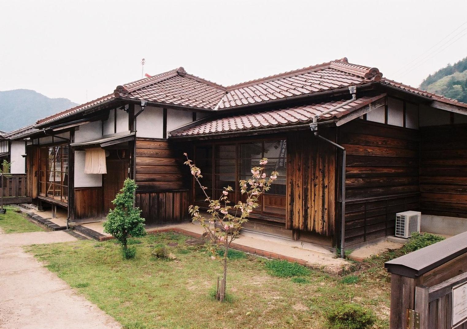 Japan'S Oldest Remaining Company Housing Villa Asago Luaran gambar